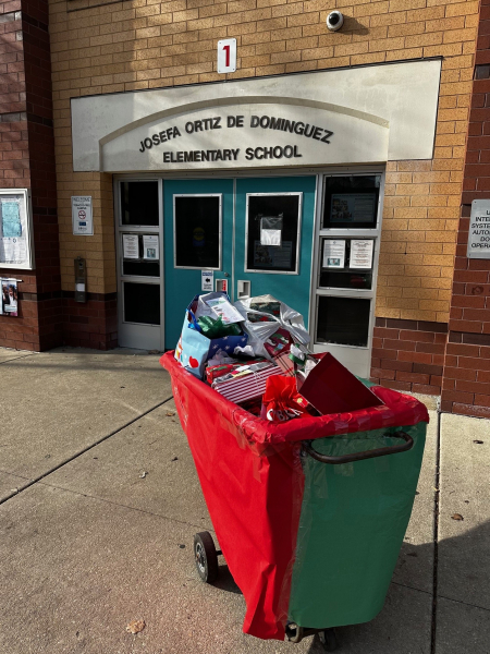 Letter to Santa | Outside Josefa Ortiz De Dominguez Elementary School